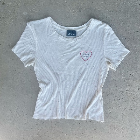 The Moon ‘I Don’t Like You’ Embroidered Ribbed Beige Pastel Top Size Medium - Picture 3 of 3